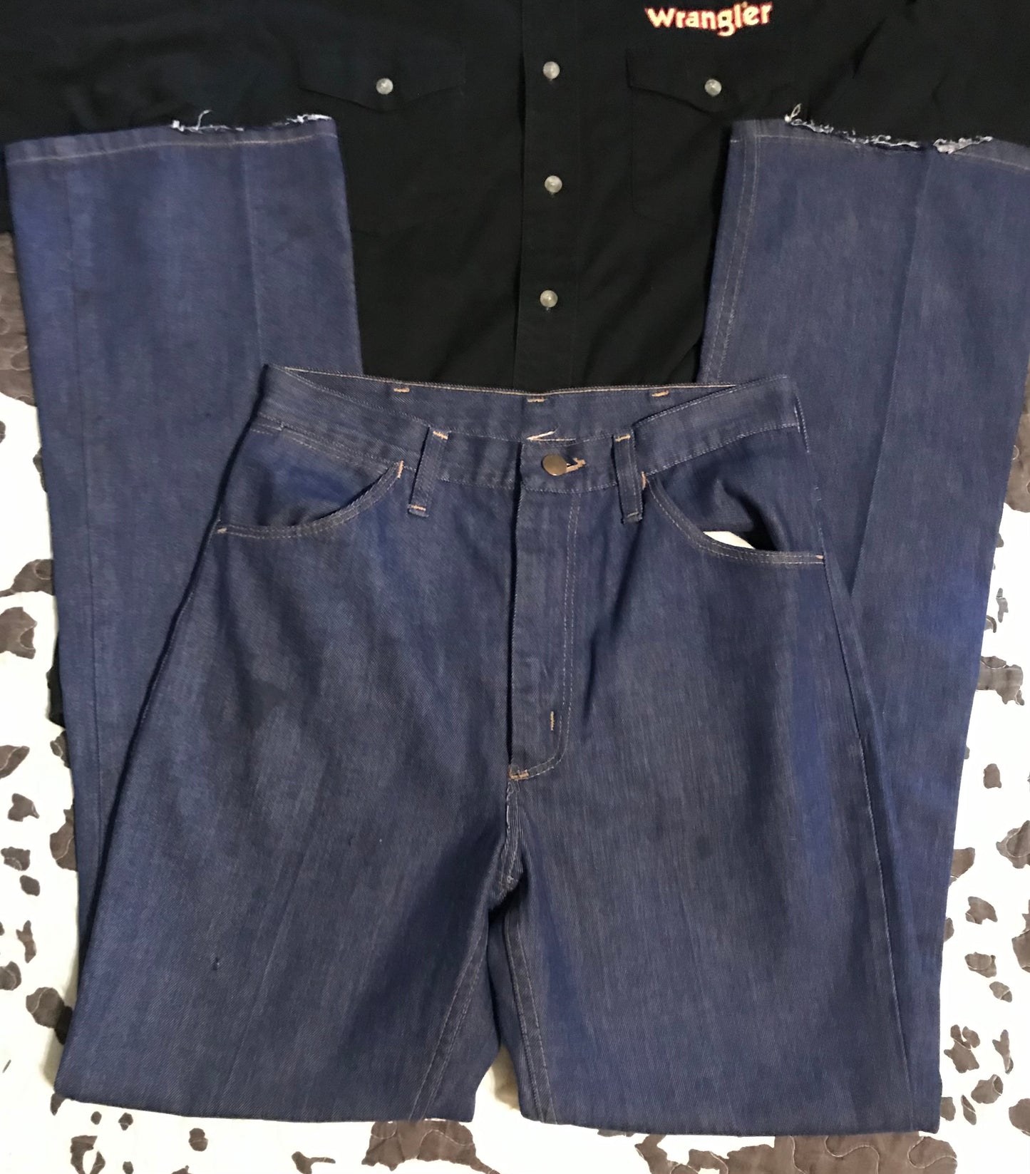Retro Blue Wrangler Jeans (27.5”-28” Waist)