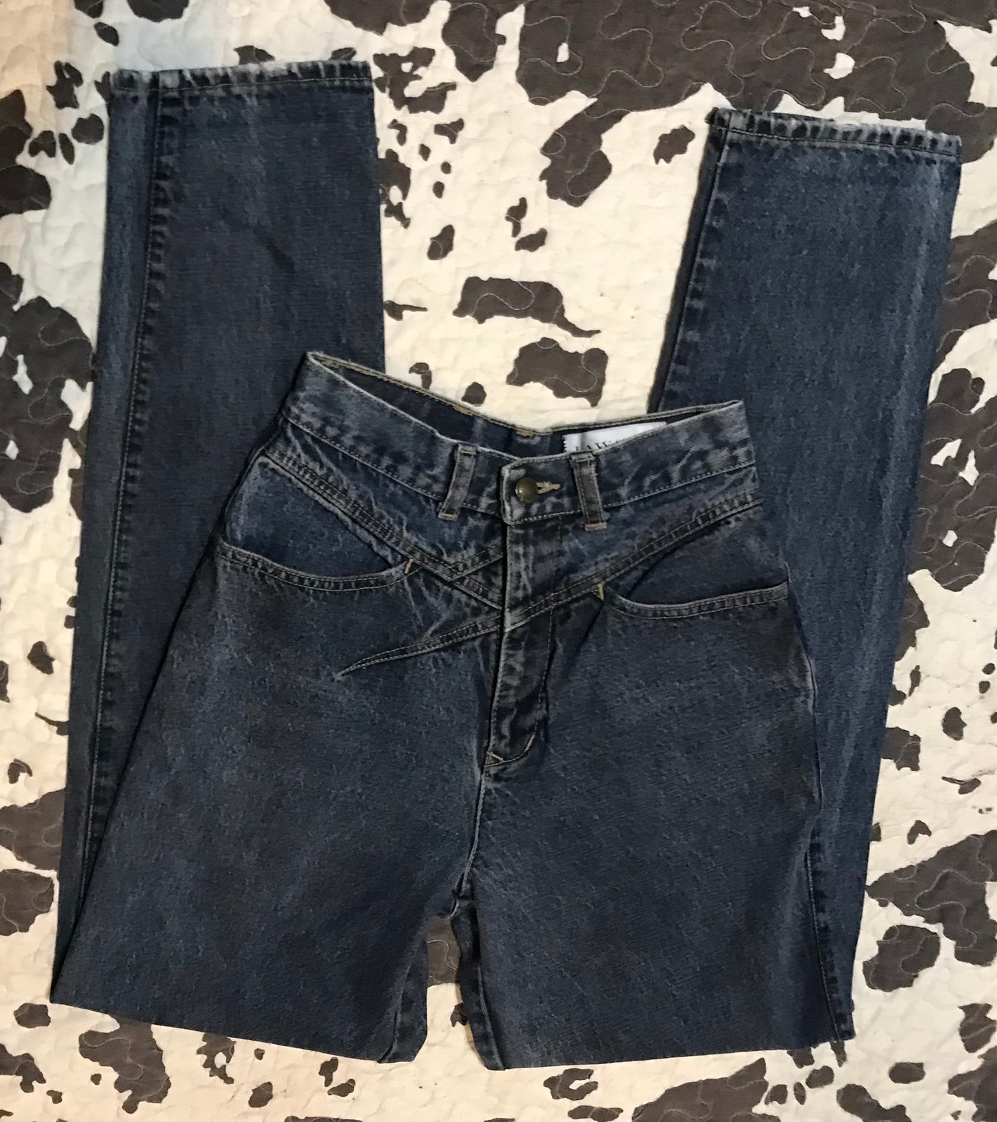Cowgirl Groove (23”-23.5” Waist)