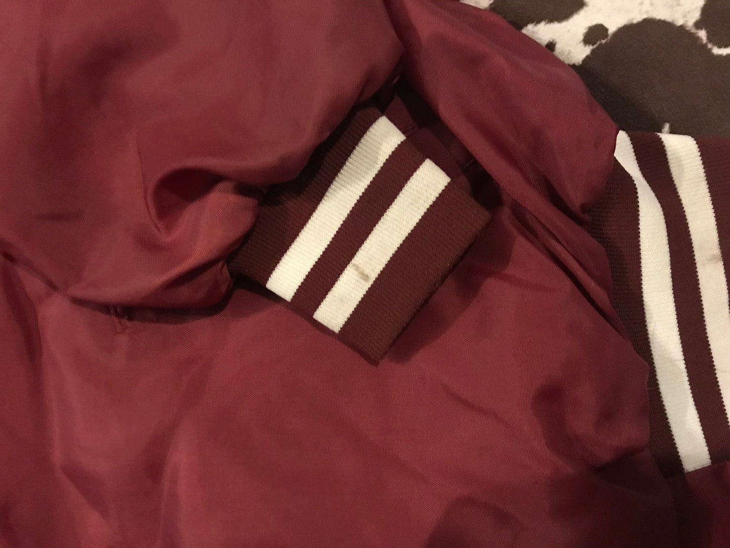 The Native Jacket (X-Large) can fit Large