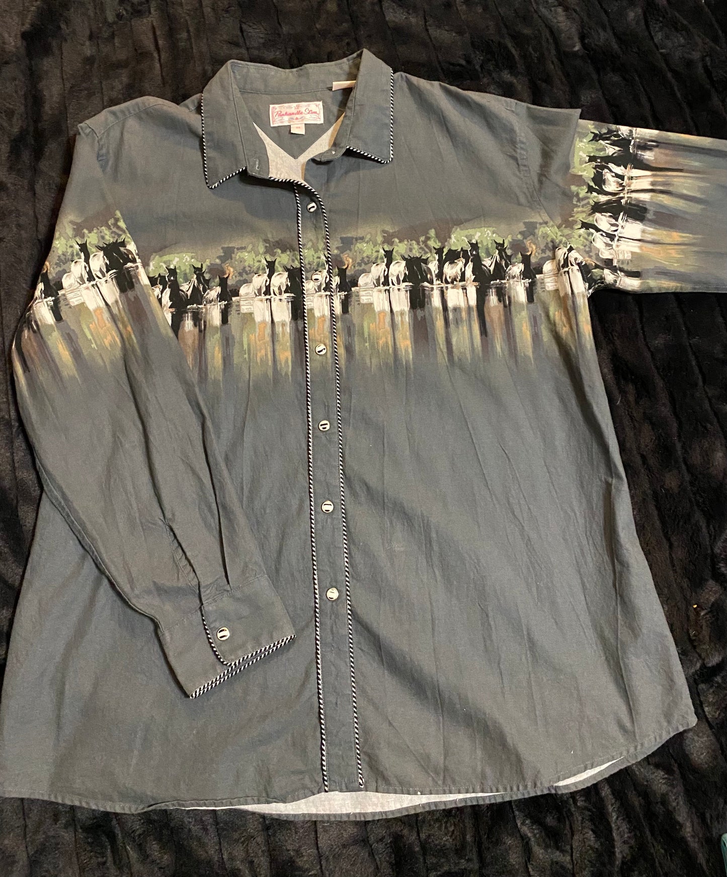 Silver Stallion Snaps (Womens 2XL)